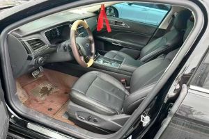 皇冠 豐田 3.0L 電子導(dǎo)航