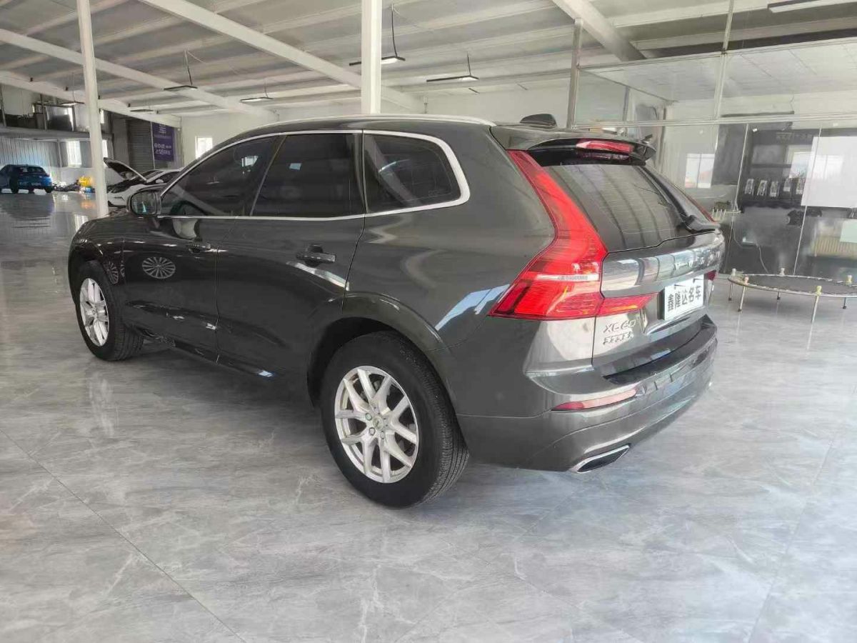 沃爾沃 XC60  2018款 T4 智逸版圖片