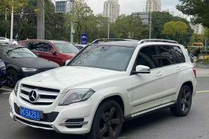 奔驰GLK级 奔驰 GLK 300 4MATIC 动感天窗型