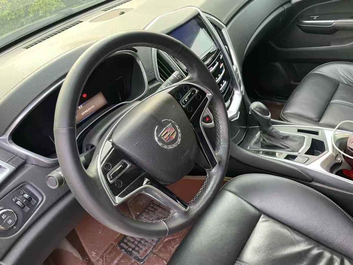 凱迪拉克 SRX  2014款 3.0SIDI 兩驅(qū)精英型圖片