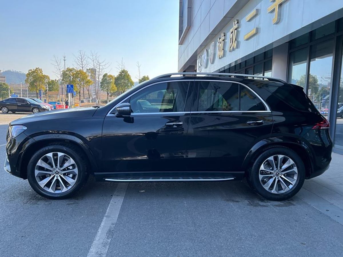 奔馳 奔馳GLE  2024款 改款 GLE 350 4MATIC 時(shí)尚型圖片