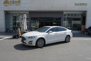 蒙迪欧 福特 EcoBoost 200 豪华型