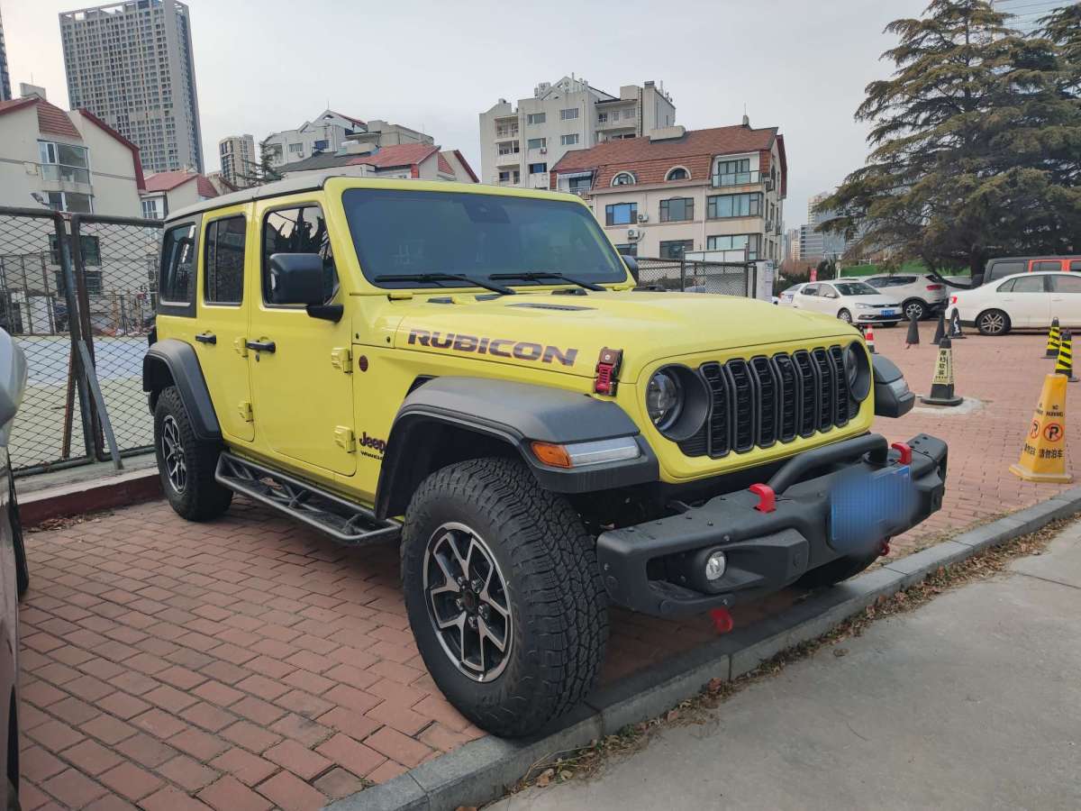 Jeep 牧馬人  2024款 2.0T 羅賓漢四門版圖片