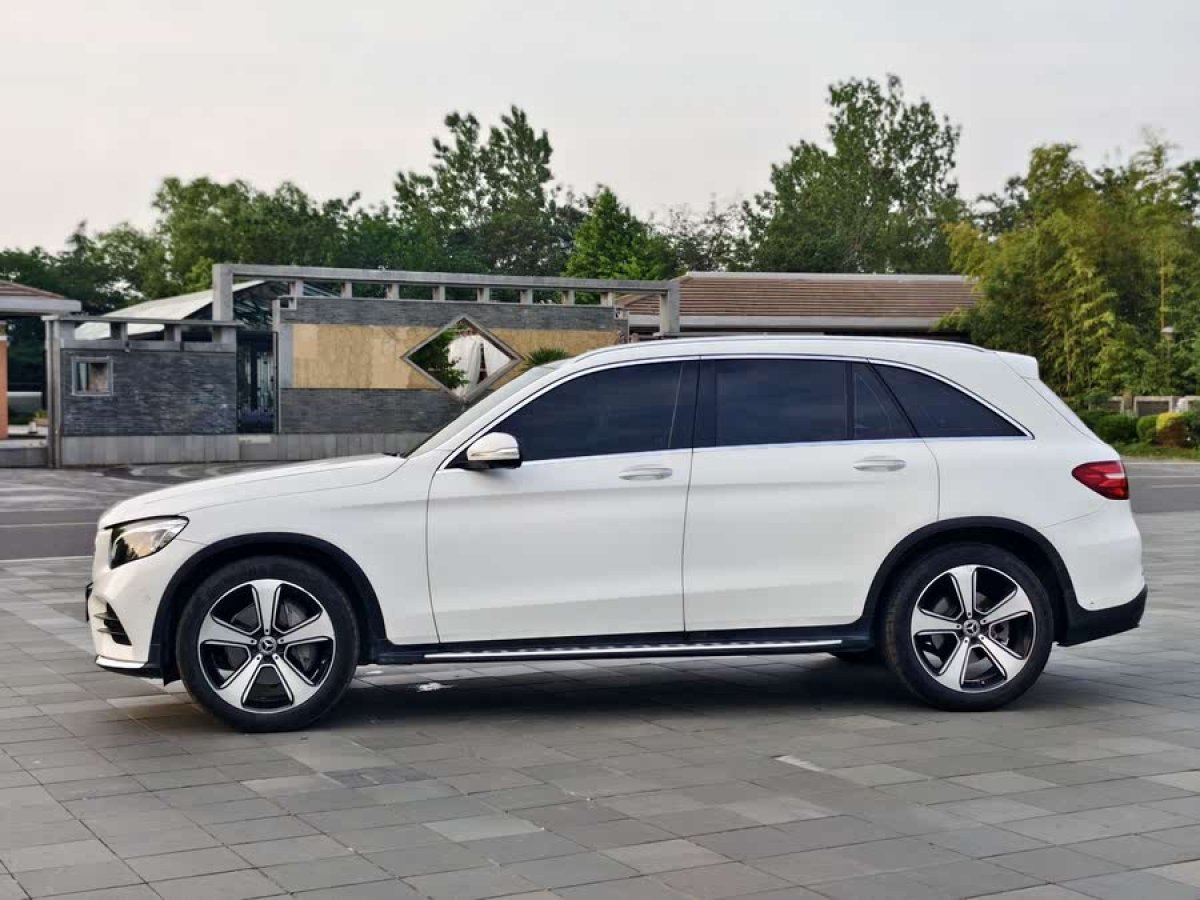 奔馳 奔馳GLC  2018款 改款 GLC 300 4MATIC 動(dòng)感型圖片