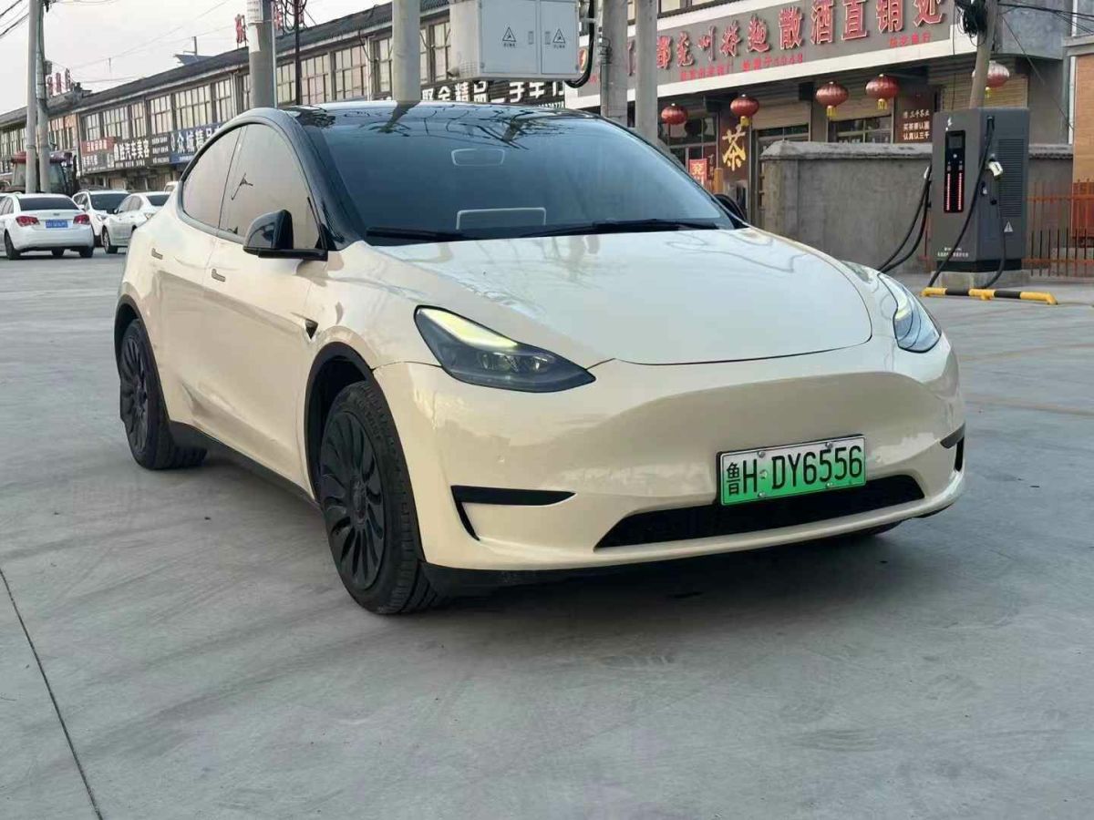 特斯拉 Model S  2023款 三電機(jī)全輪驅(qū)動(dòng) Plaid版圖片