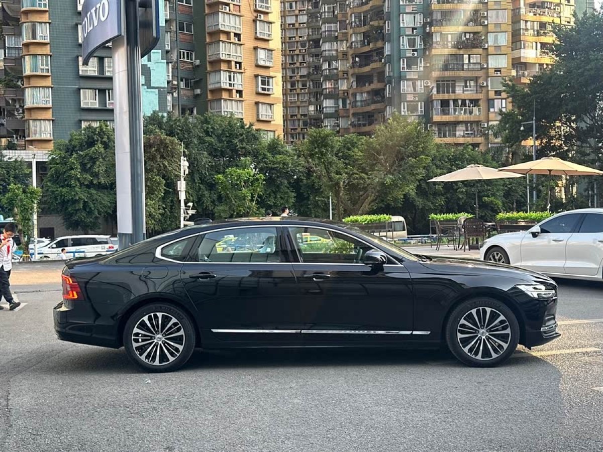 沃爾沃 S90  2024款 B5 智逸豪華版圖片