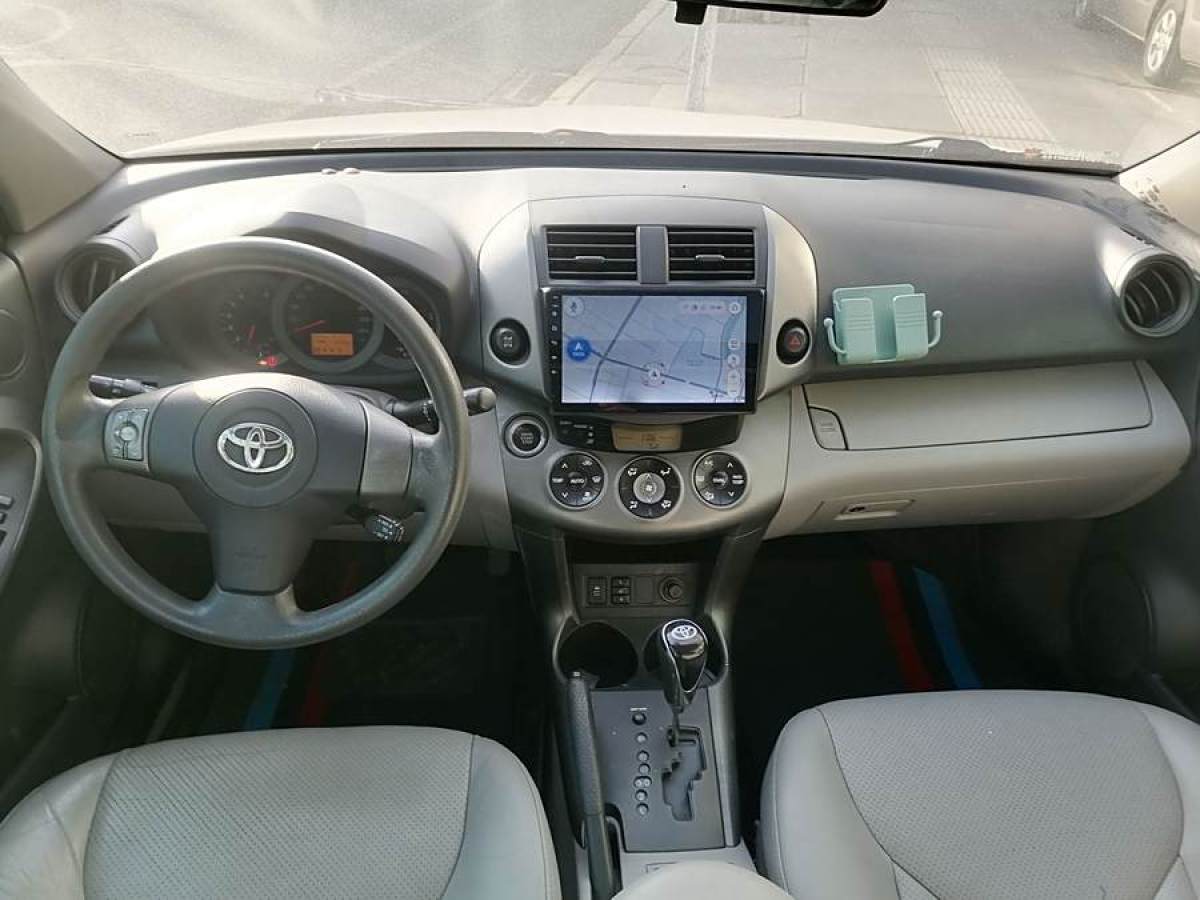 豐田 RAV4榮放  2009款 2.4L 自動(dòng)豪華版圖片