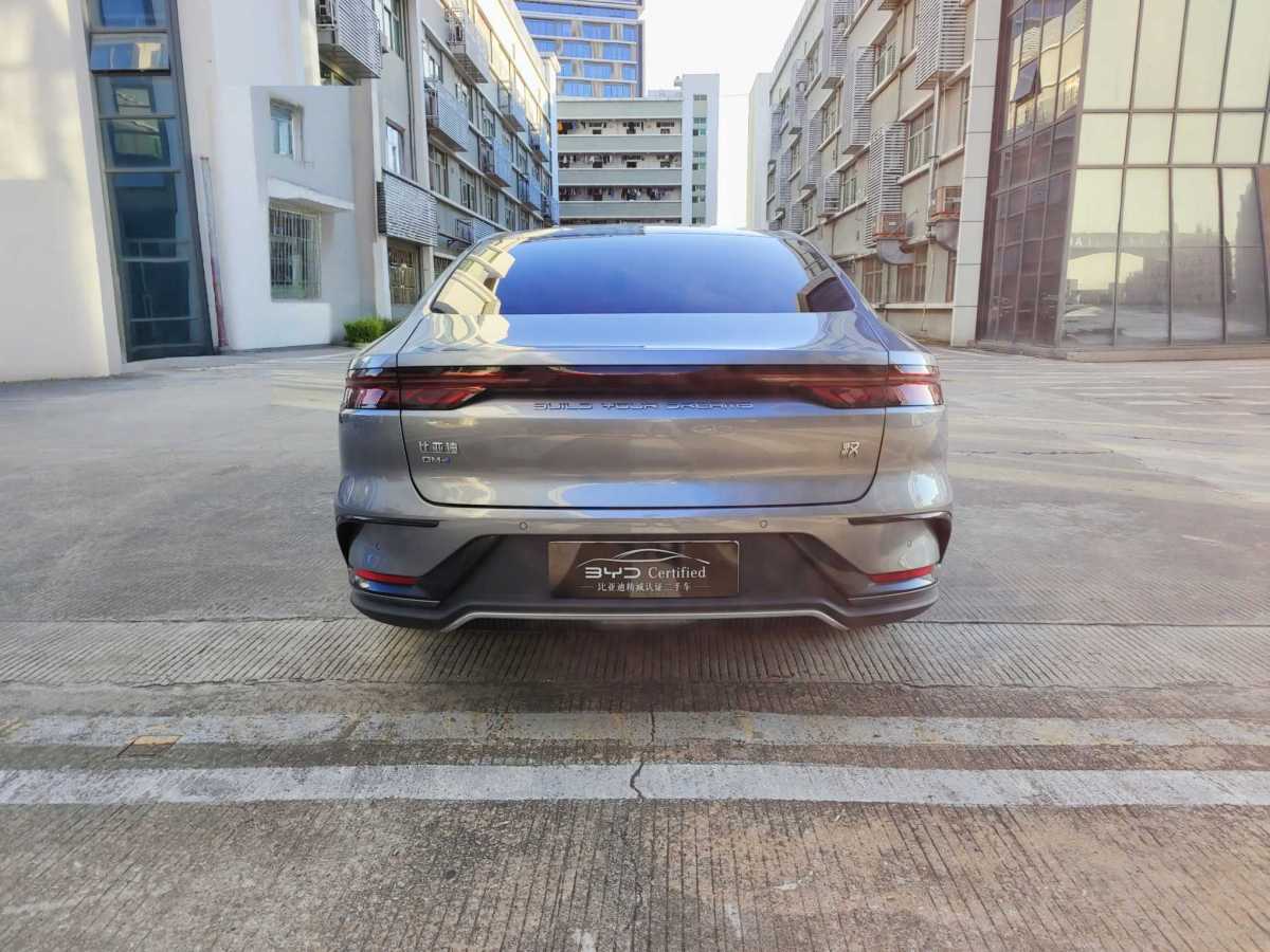 比亞迪 漢  2022款 DM-i 121KM 領(lǐng)航型圖片