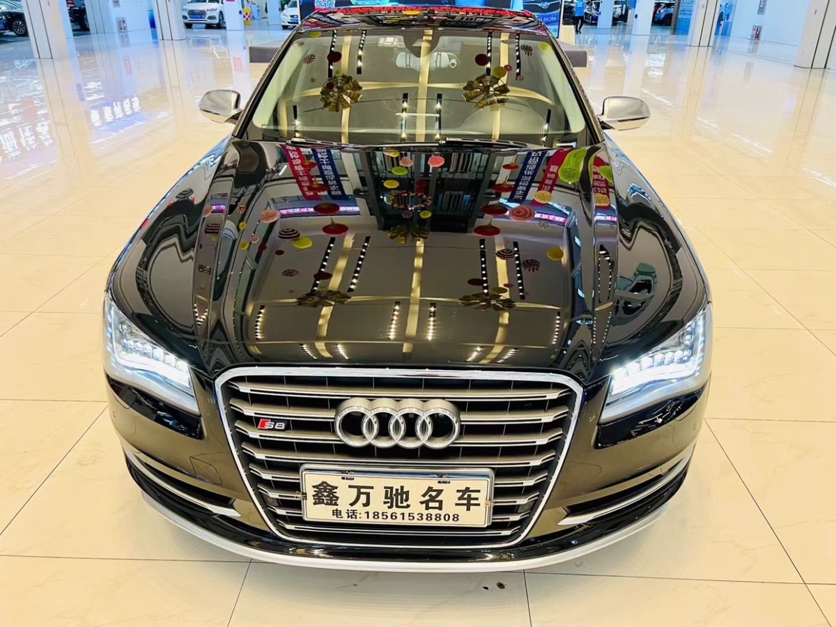 2013年9月奧迪 奧迪S8  2013款 S8 4.0TFSI quattro