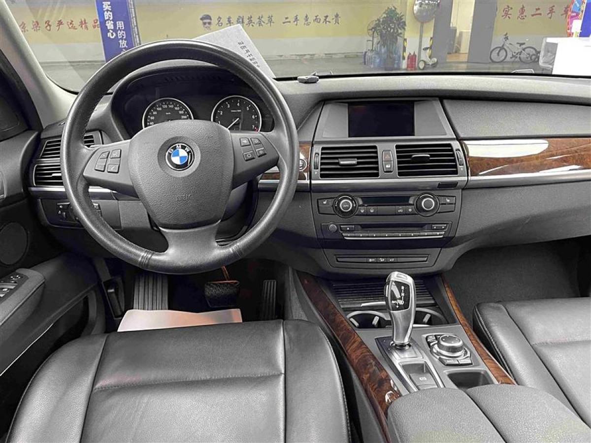 寶馬 寶馬X5  2011款 xDrive35i 領(lǐng)先型圖片