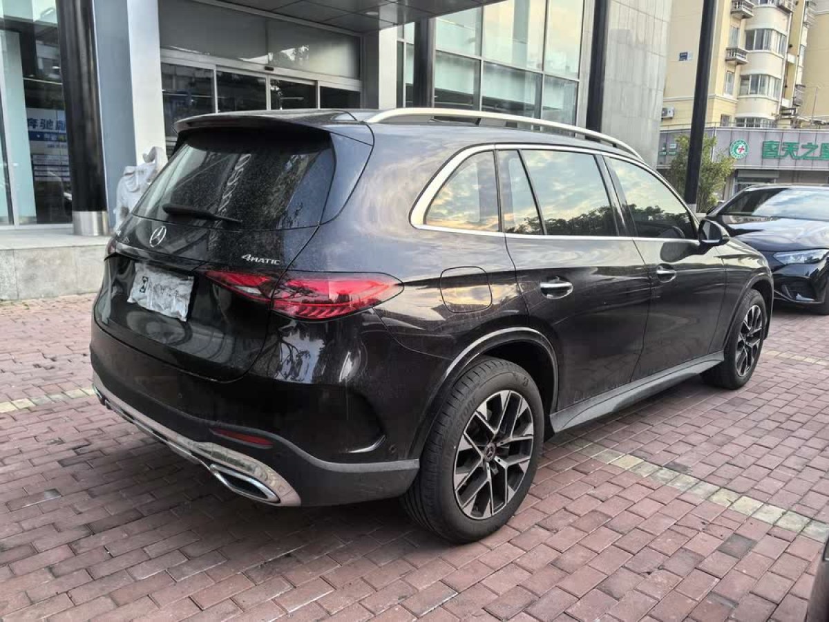 奔馳 奔馳GLC  2024款 改款 GLC 260 L 4MATIC 豪華型 5座圖片