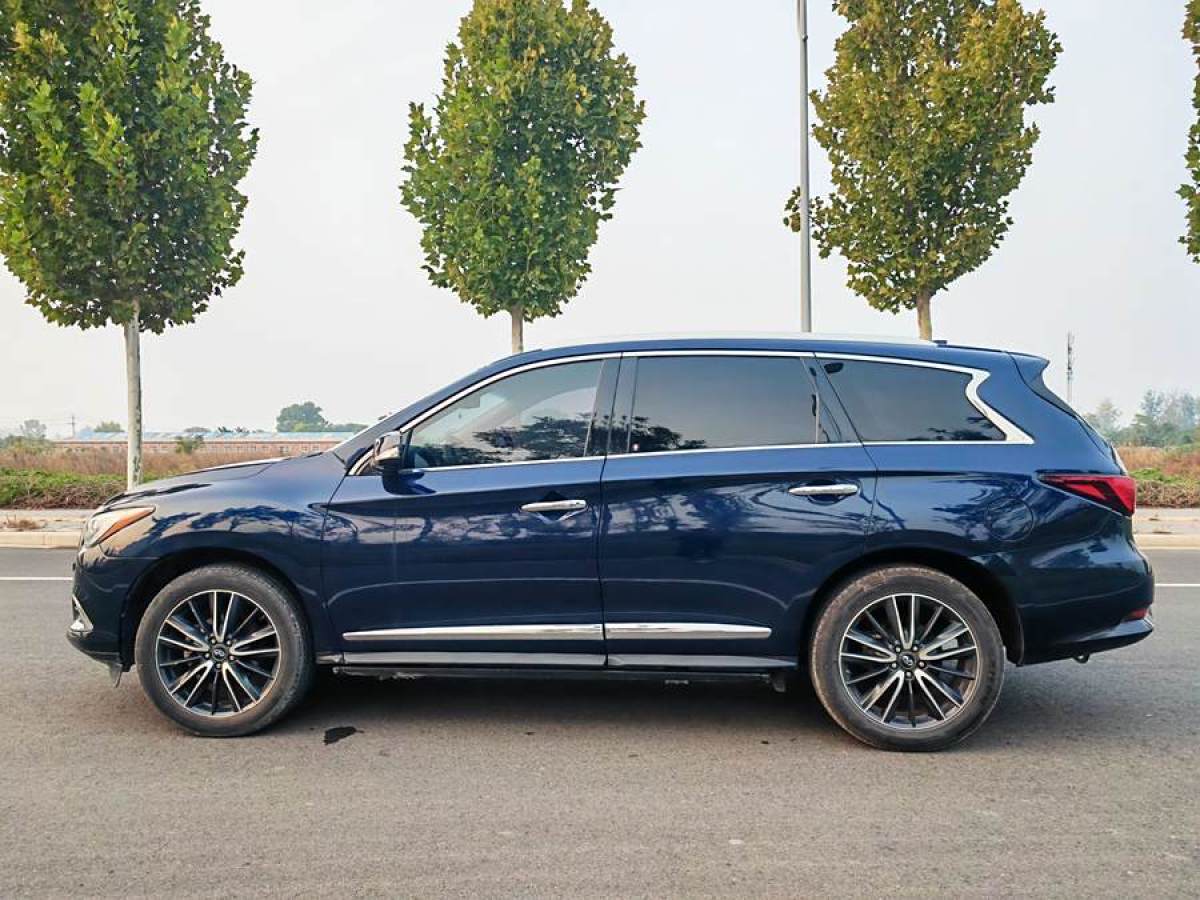 2018年8月英菲尼迪 QX60  2020款 2.5 S/C Hybrid 兩驅(qū)卓越版 國VI