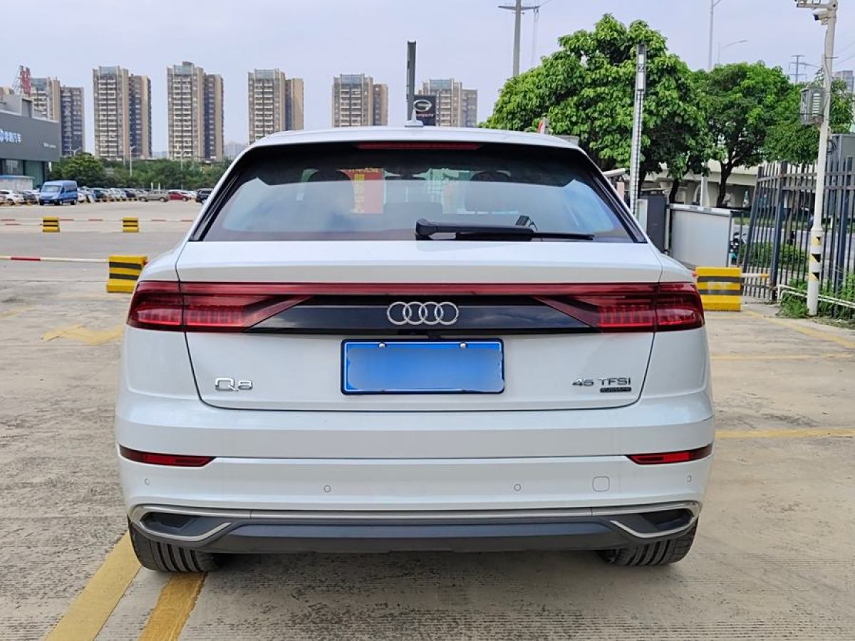 奧迪 奧迪Q8  2019款 45 TFSI 豪華致雅型圖片