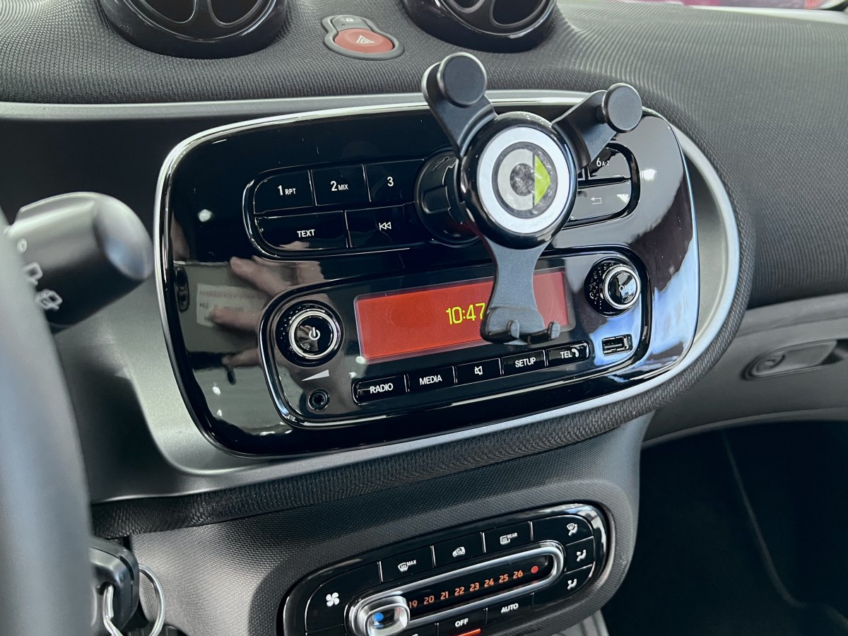 smart fortwo  2015款 1.0L 52千瓦硬頂激情版圖片