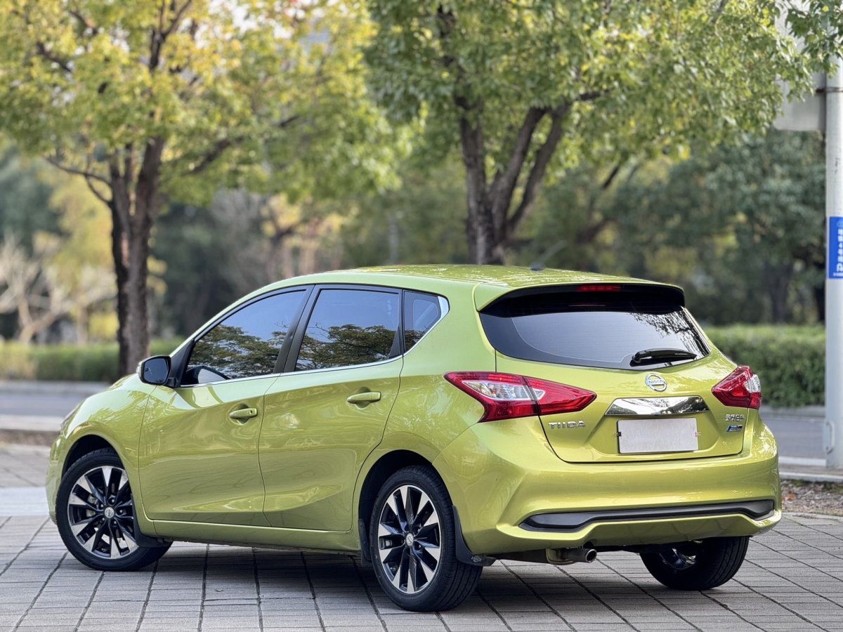 日產(chǎn) 騏達(dá)  2016款 1.6L CVT智尊版圖片