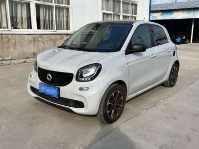 2017年9月 smart forfour 1.0L 52千瓦激情版圖片