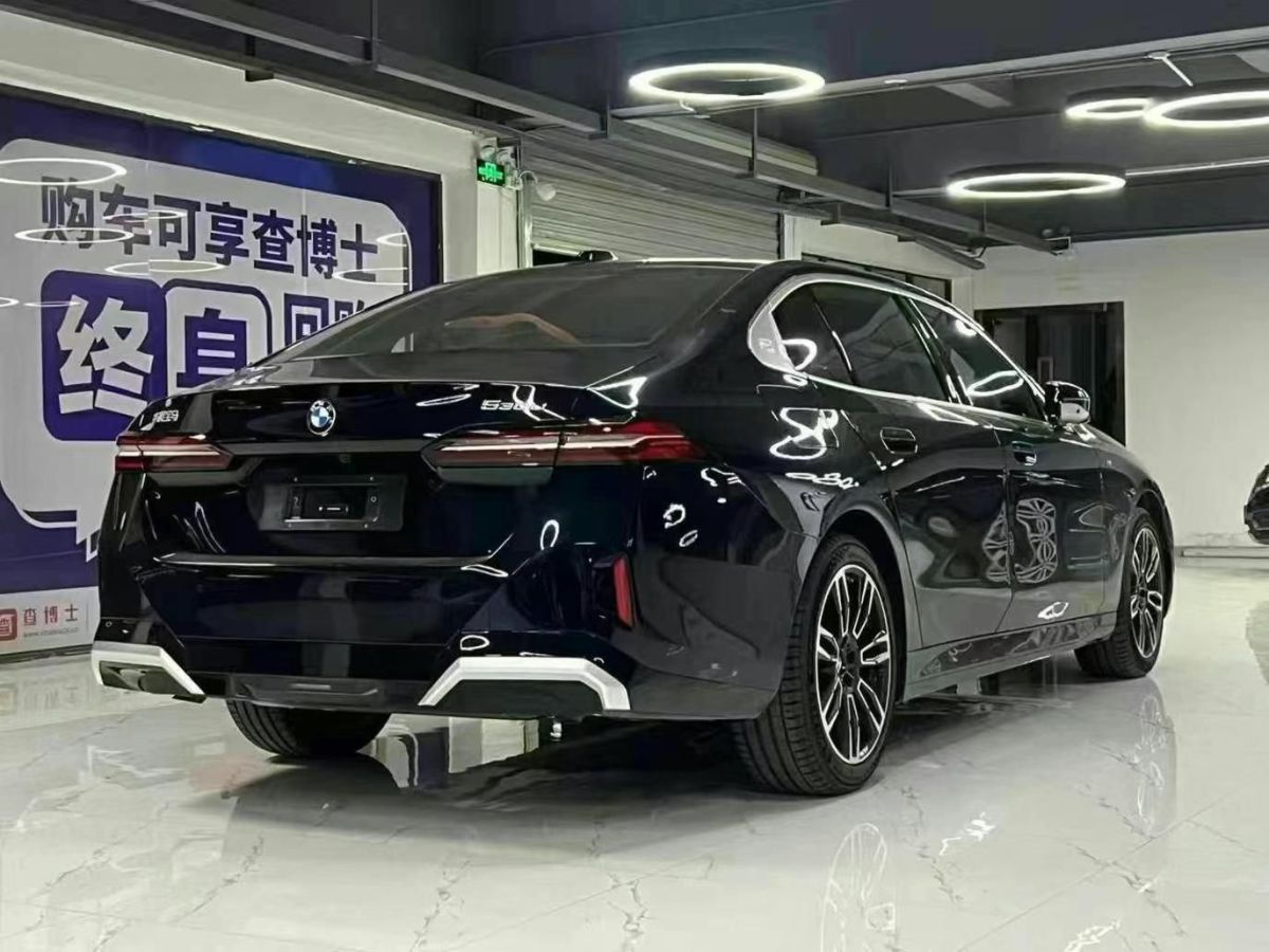 寶馬 寶馬5系  2025款 525Li 豪華套裝圖片