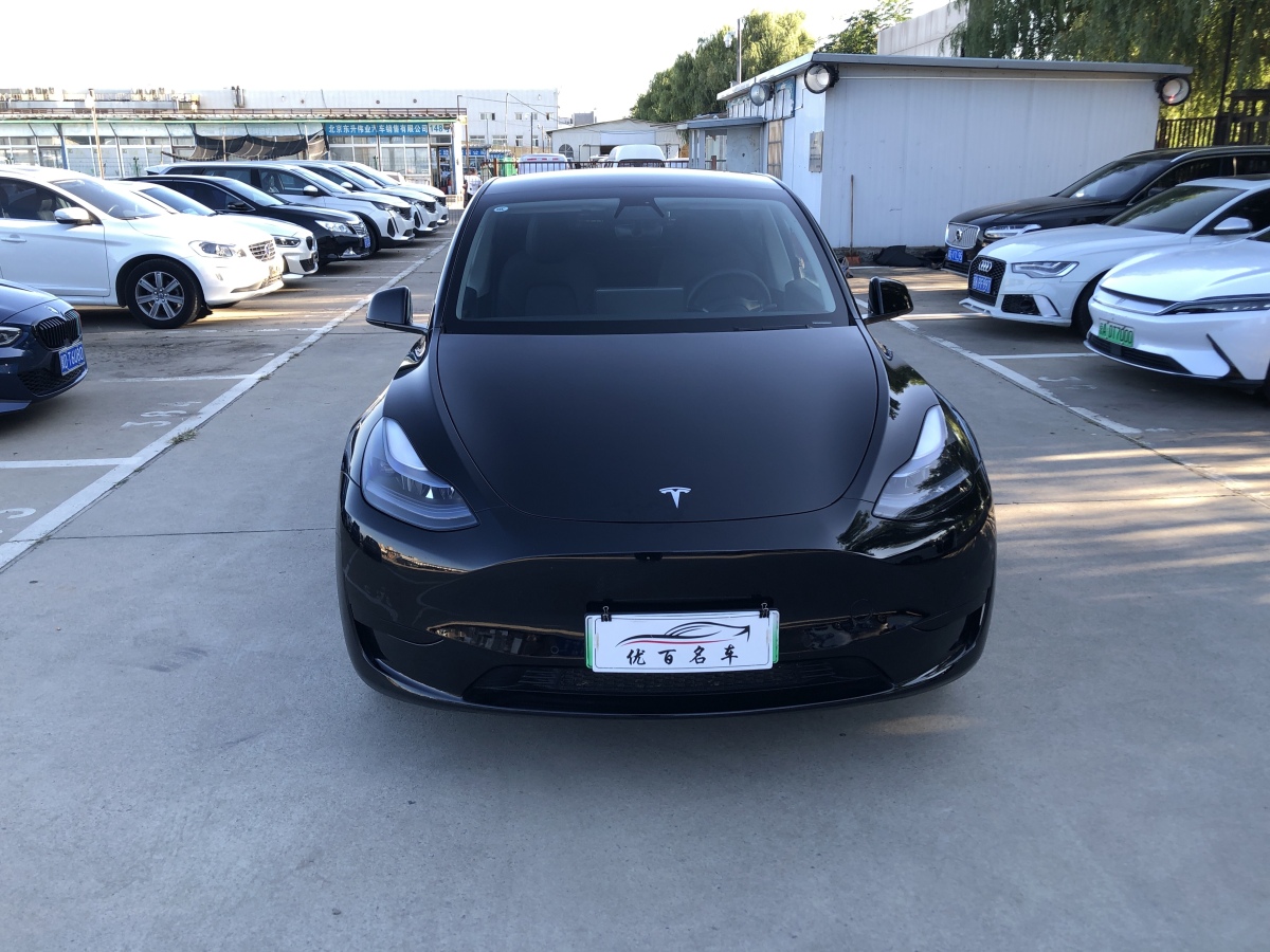 特斯拉 Model 3  2020款 改款 長(zhǎng)續(xù)航后輪驅(qū)動(dòng)版圖片