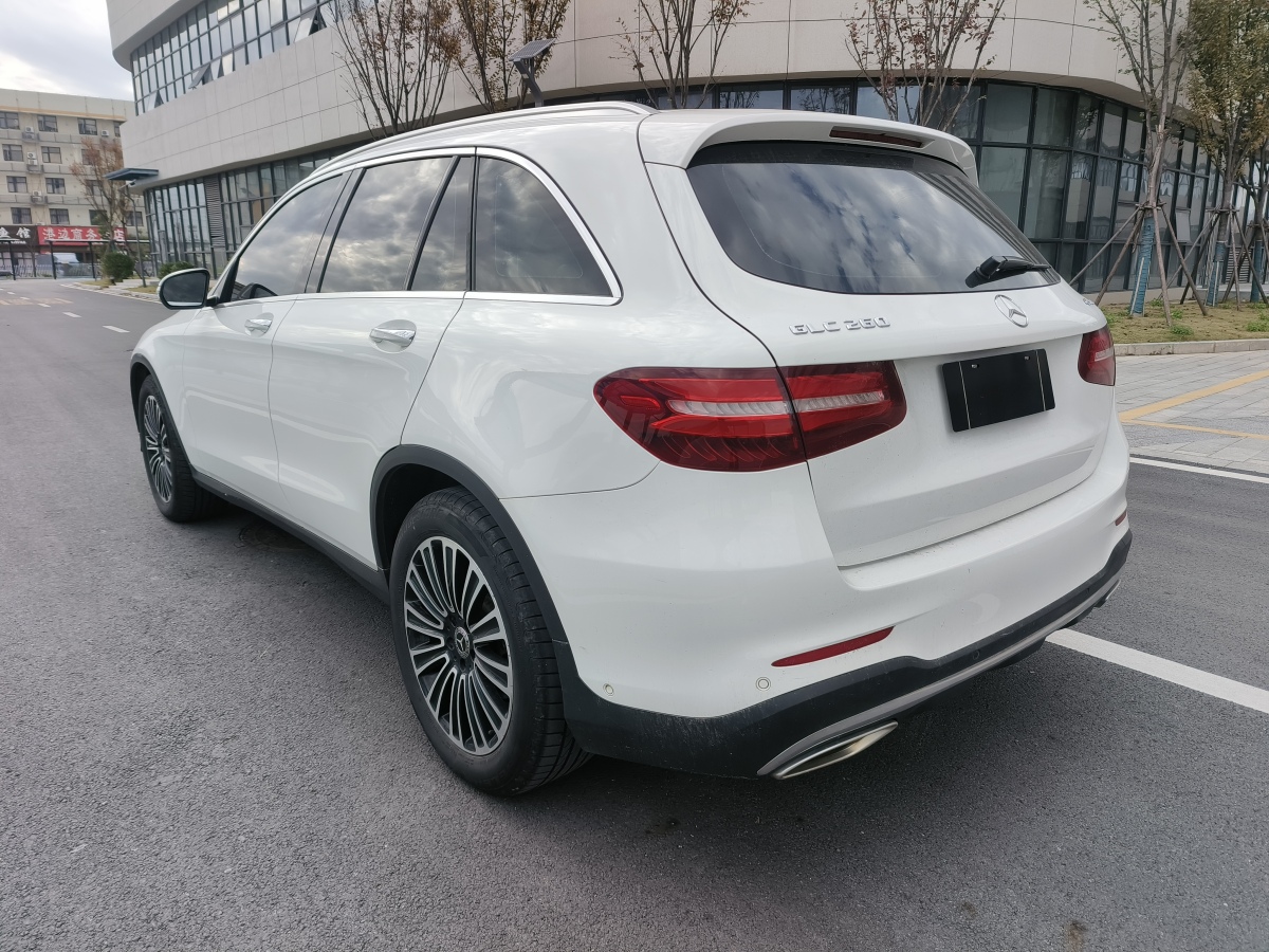 奔馳 奔馳GLC  2018款 改款 GLC 260 4MATIC 動感型圖片