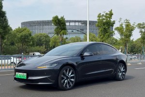 Model 3 特斯拉 長續(xù)航全輪驅動版
