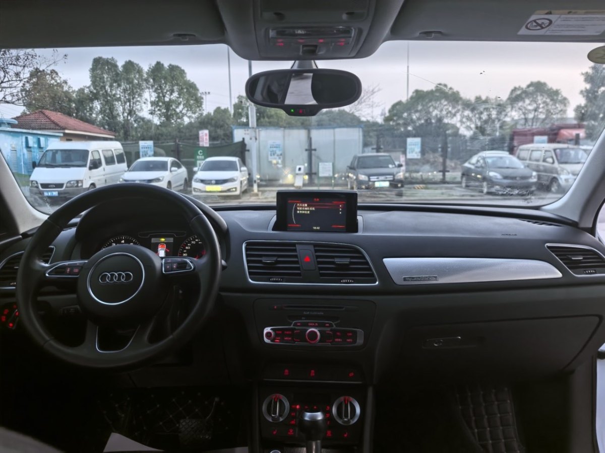 奧迪 奧迪Q3  2013款 35 TFSI quattro 技術(shù)型圖片