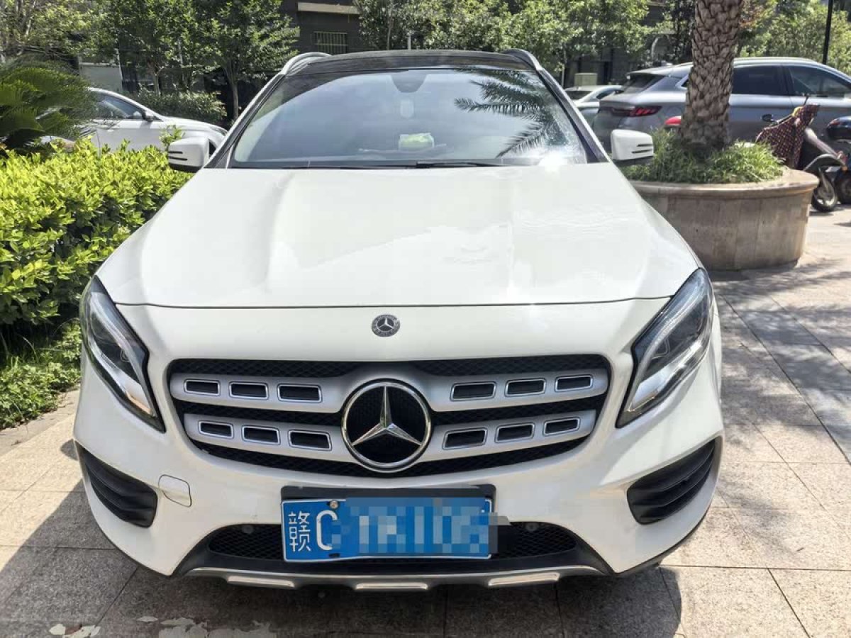 奔馳 奔馳GLA  2019款 GLA 200 時尚型圖片