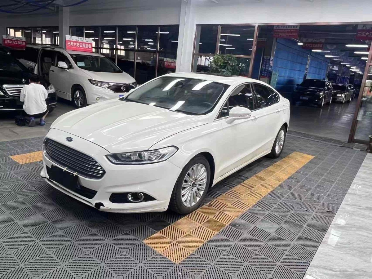 福特 蒙迪歐  2013款 2.0L GTDi200時(shí)尚型圖片