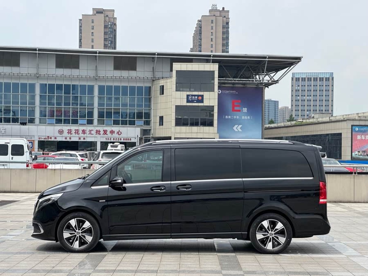 奔馳 V級(jí)  2020款 V 260 尊貴版圖片