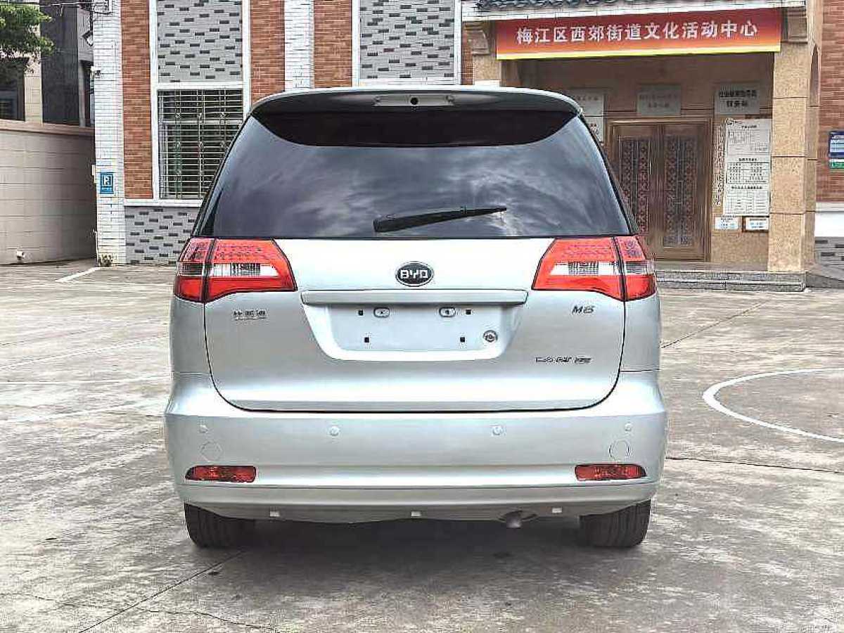 比亞迪 M6  2010款 2.4L 自動(dòng)尊享型圖片