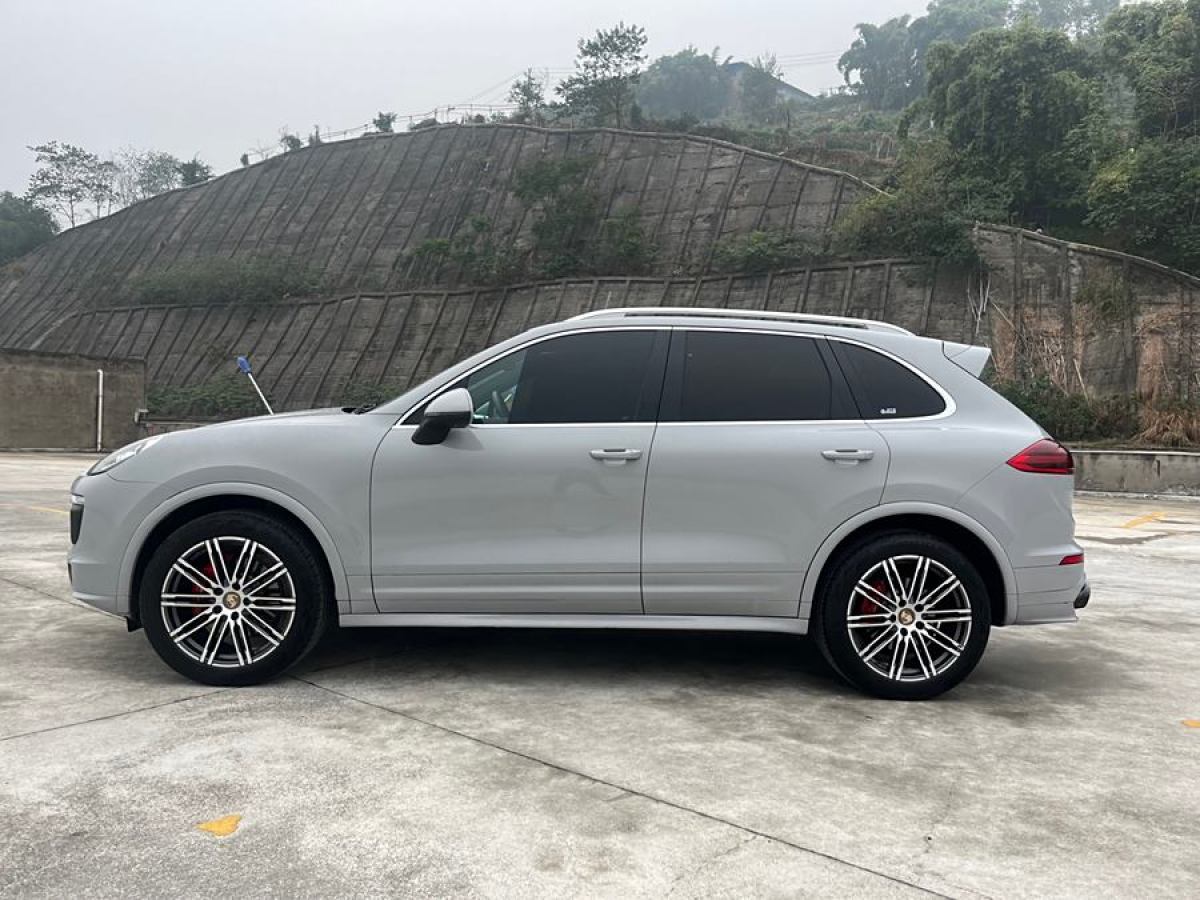 2017年3月保時捷 Cayenne  2016款 Cayenne 3.0T