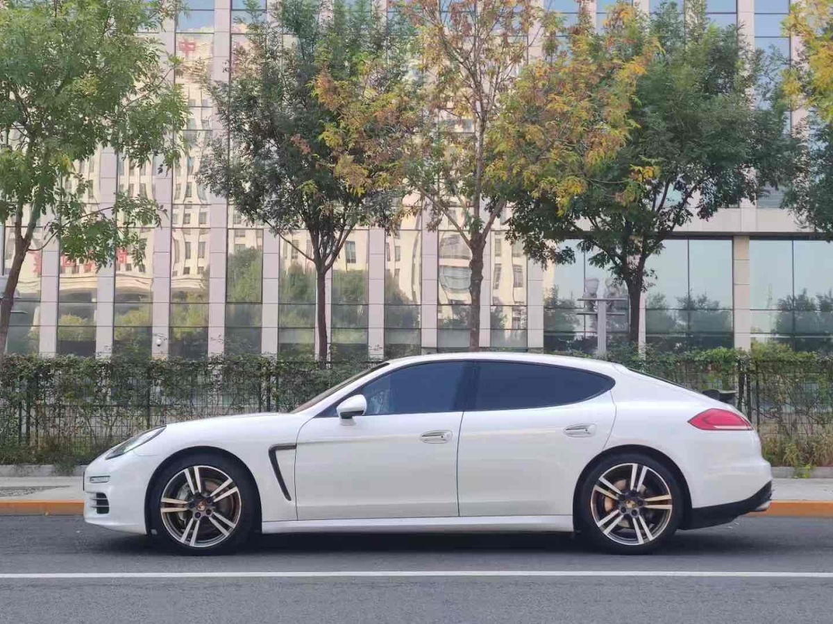 2014年1月保時捷 Panamera  2014款 Panamera 4 3.0T