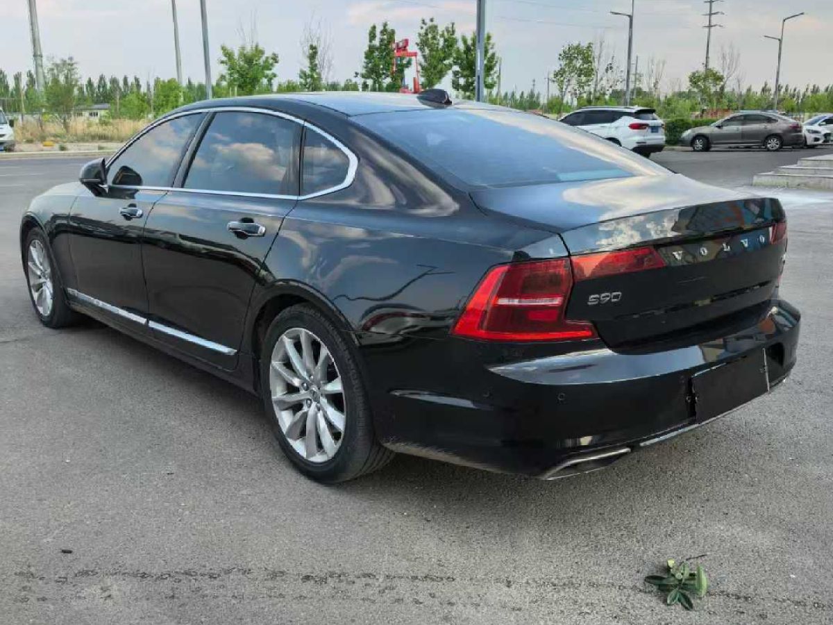 沃爾沃 S90  2018款 T4 智遠(yuǎn)版圖片