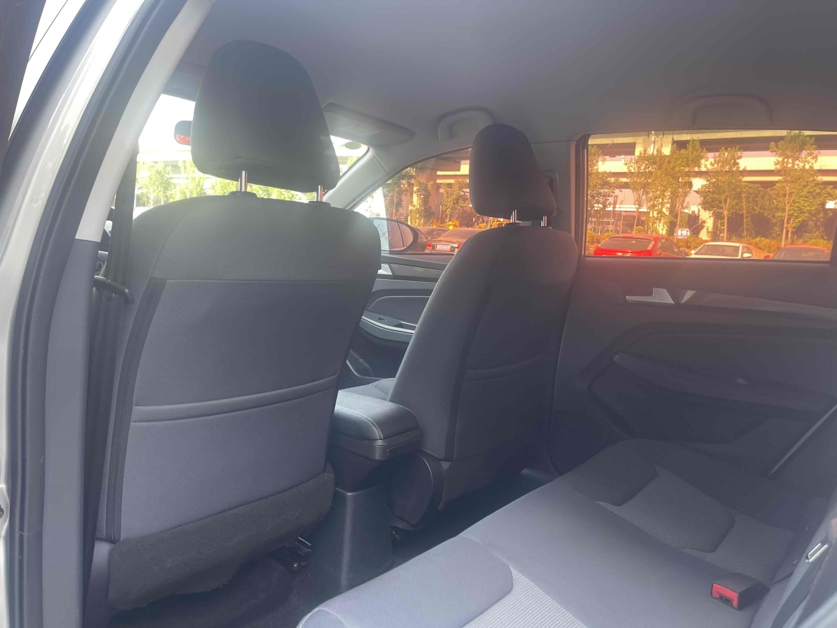 一汽 骏派CX65  2018款 1.5L 手动舒适型图片