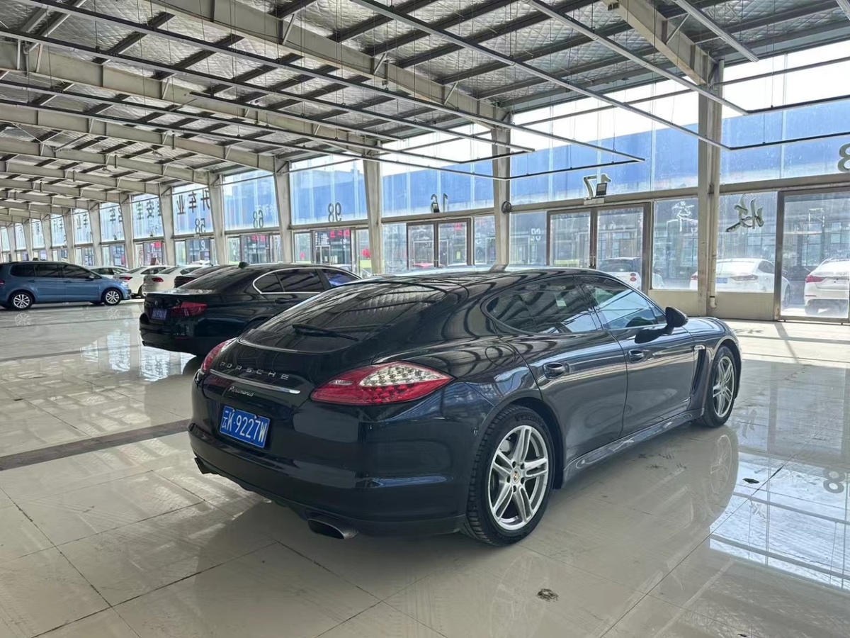 保時(shí)捷 Panamera  2013款 Panamera 4 Platinum Edition 3.6L圖片