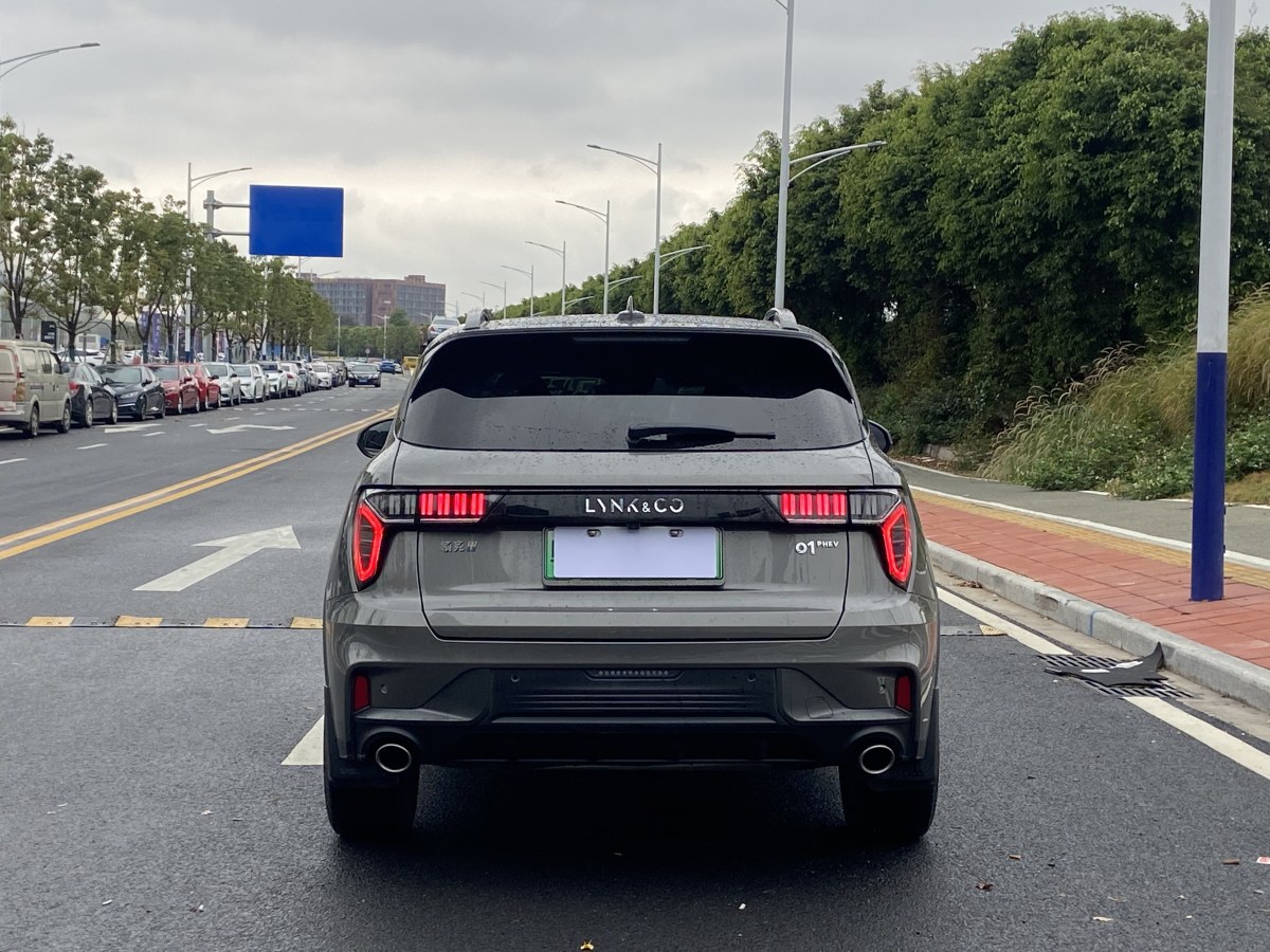 領(lǐng)克 領(lǐng)克01新能源  2021款 1.5TD PHEV Halo圖片