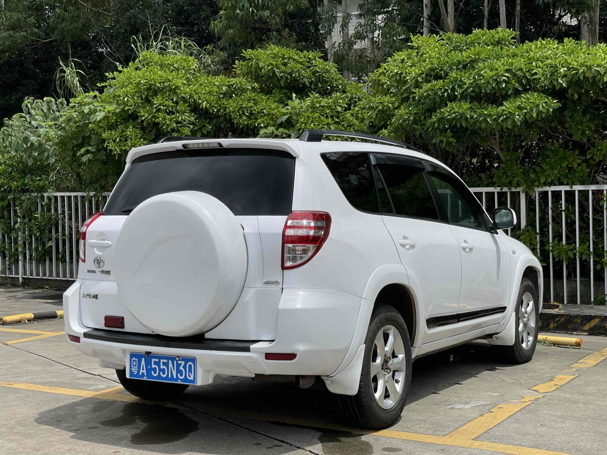 豐田 RAV4榮放  2009款 2.4L 自動豪華導(dǎo)航版圖片