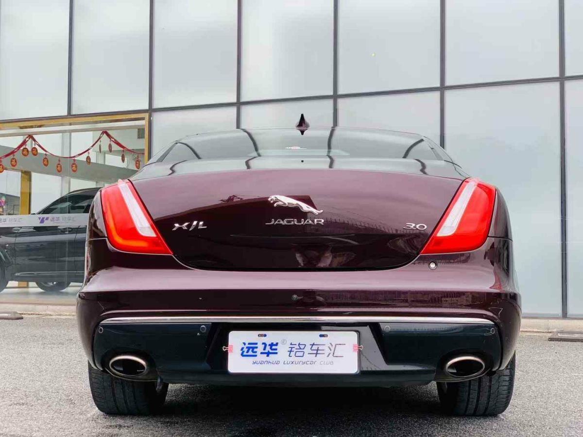 捷豹 XJ  2019款 XJL 3.0 SC 兩驅(qū)典雅商務(wù)版圖片