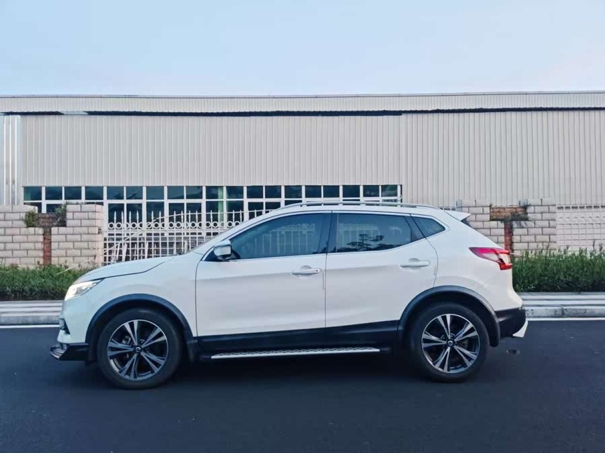 日產(chǎn) 逍客  2019款  2.0L CVT豪華版圖片