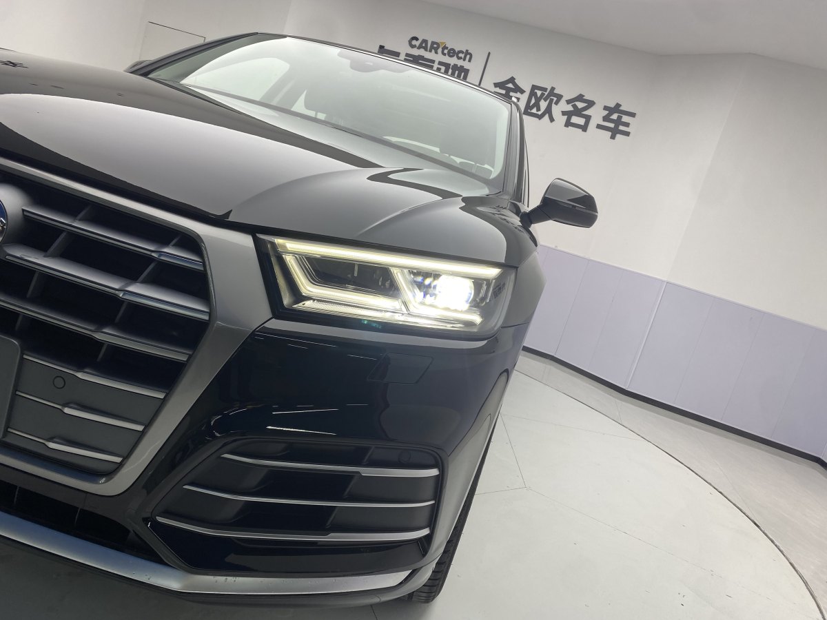 2020年5月奧迪 奧迪Q5L  2020款 改款 40 TFSI 榮享時尚型