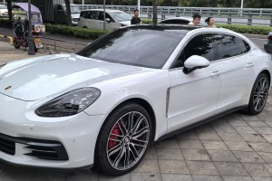 Panamera 保时捷 Panamera 4 行政加长版 3.0T