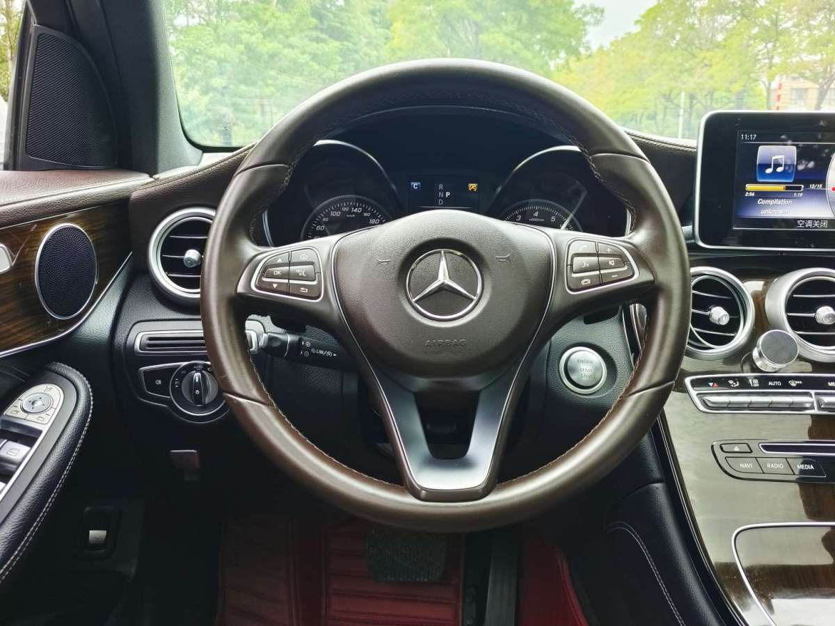 奔驰 奔驰GLC  2019款 GLC 260 L 4MATIC 动感型图片