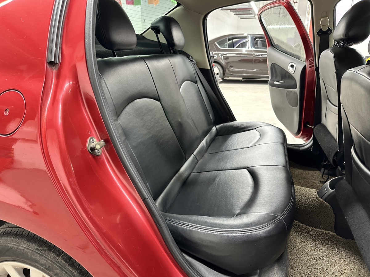 標(biāo)致 207  2010款 三廂 1.6L 自動品樂版圖片