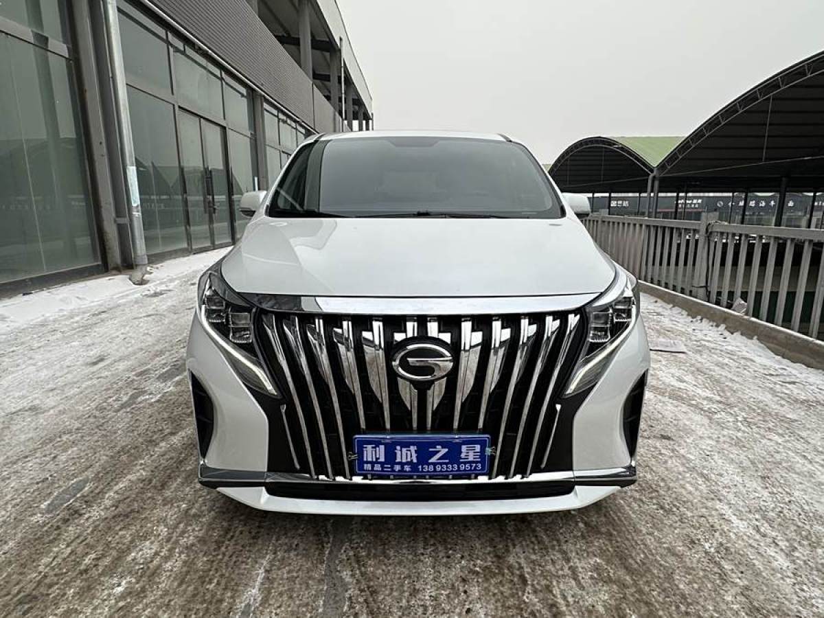 廣汽傳祺 M8  2024款 領(lǐng)秀系列 390T 尊享版圖片