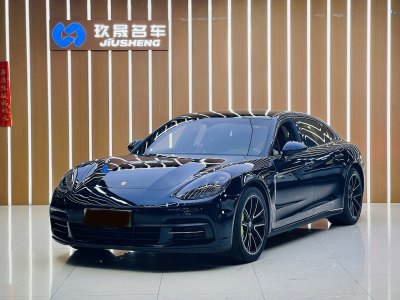 2019年2月 保時(shí)捷 Panamera新能源 Panamera 4 E-Hybrid 行政加長版 2.9T圖片