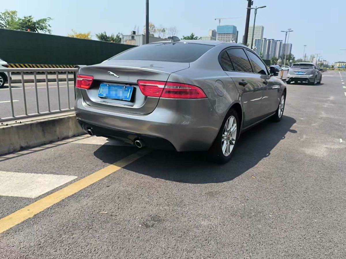 捷豹 XE  2019款 2.0T 300PS 四驱Landmark Edition图片