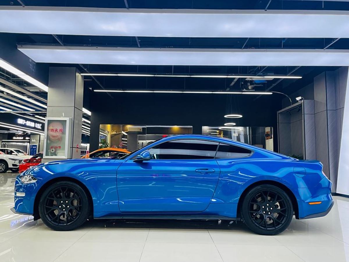 2022年8月福特 Mustang  2021款 2.3L EcoBoost