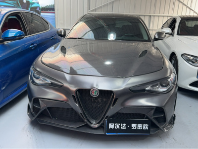 2018年12月 阿爾法·羅密歐 Giulia 2.0T 280HP 豪華版圖片