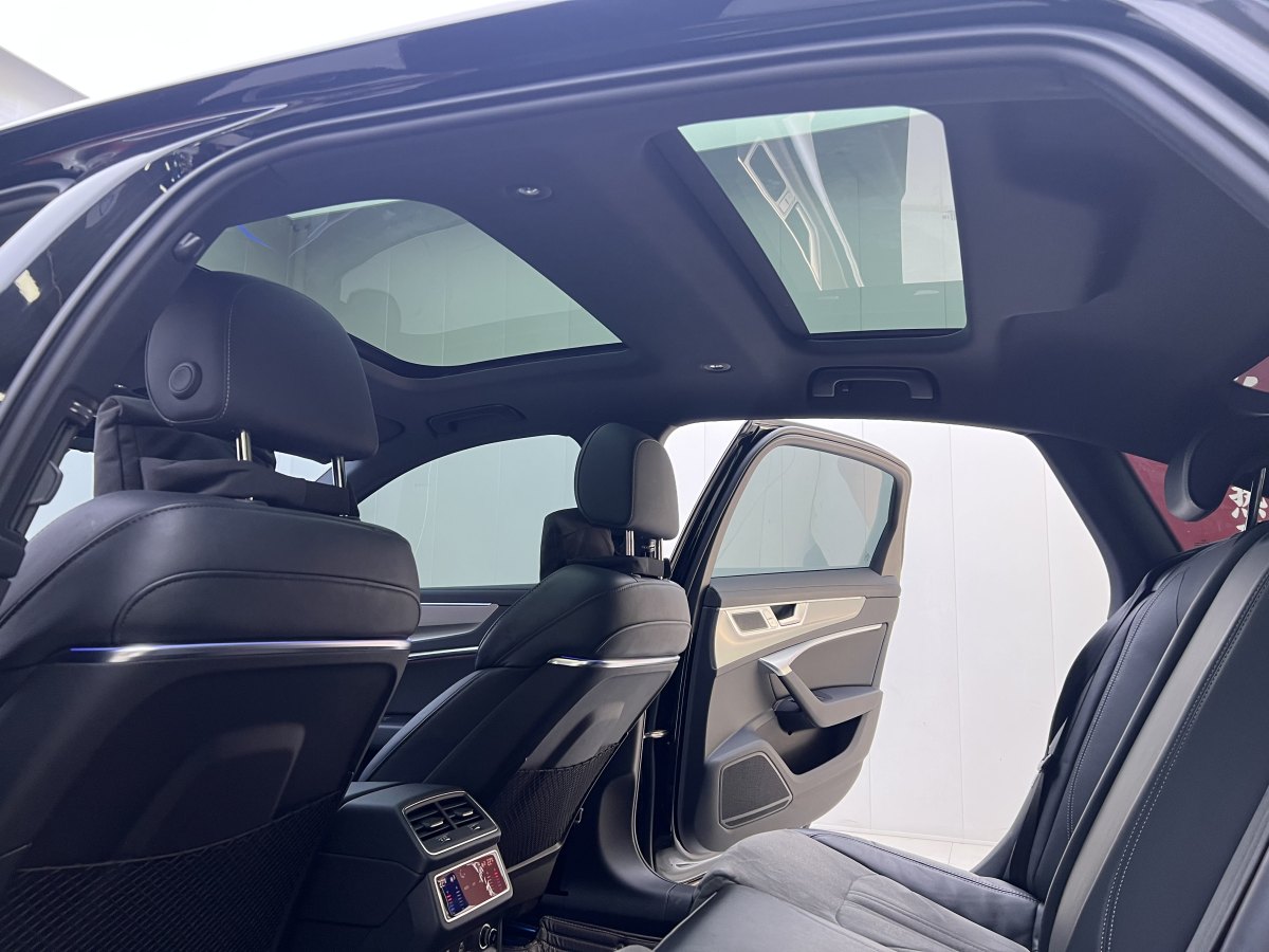 奧迪 奧迪A6L  2023款 改款 45 TFSI 臻選動感型圖片