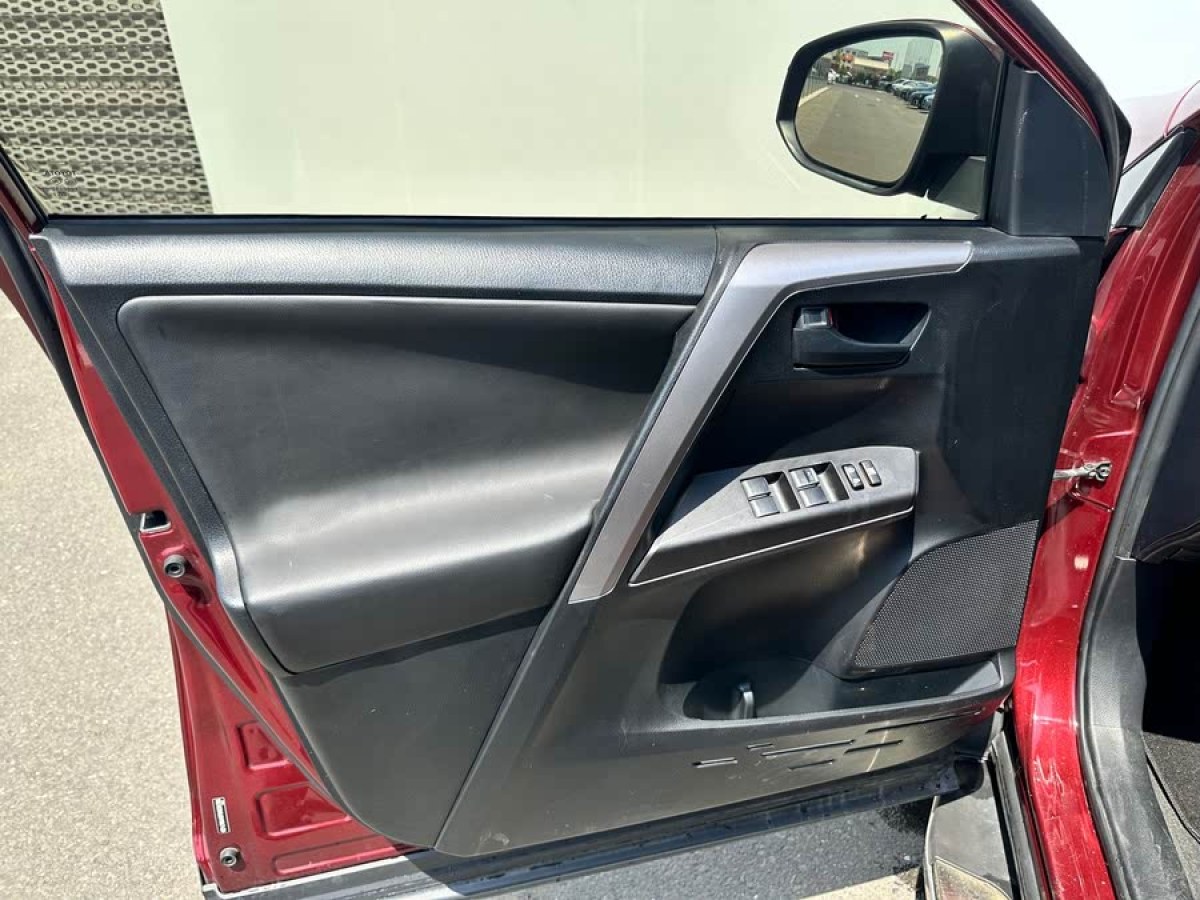 豐田 RAV4榮放  2016款 2.0L CVT兩驅(qū)舒適版圖片