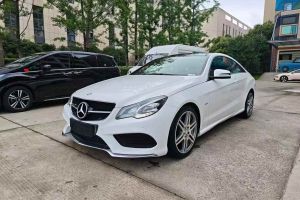 奔馳E級 奔馳 E 200 轎跑車